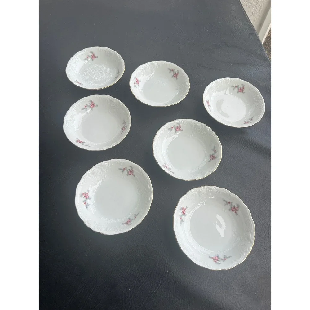 Set of 7 Wawel Poland Porcelain Fruit Bowls White‎ Pink Rose Scalloped Gold Rim